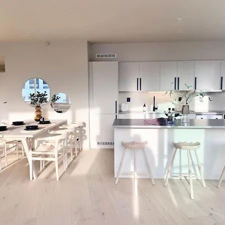 Апартаменты Brand New And Luxurious Penthouse In Centre! *