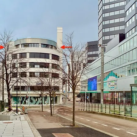 Brand New And Luxurious Penthouse In Centre! 아파트 *