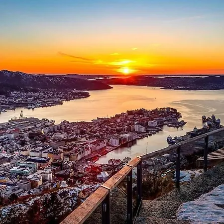 Brand New And Luxurious Penthouse In Centre! Bergen