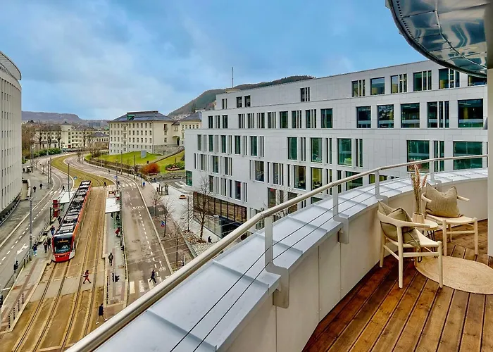 Lägenhet Brand New And Luxurious Penthouse In Centre! Bergen