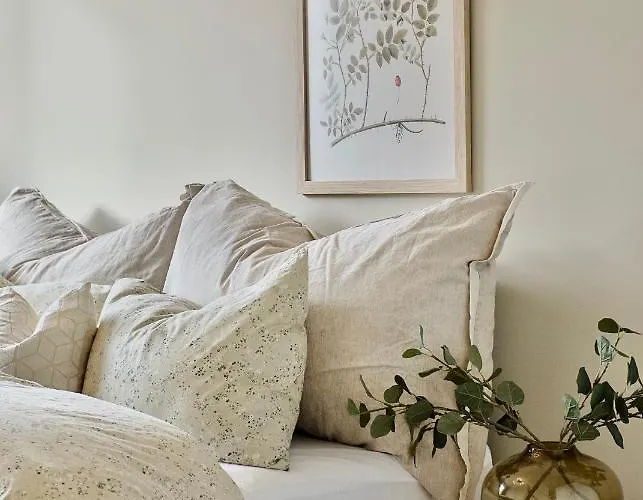 Brand New And Luxurious Penthouse In Centre! Lägenhet