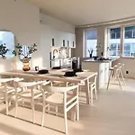 Appartement Brand New And Luxurious Penthouse In Centre! *