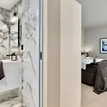 Appartement Brand New And Luxurious Penthouse In Centre!