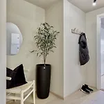 Appartement Brand New And Luxurious Penthouse In Centre!