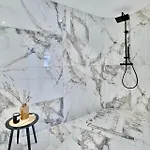 Brand New And Luxurious Penthouse In Centre!